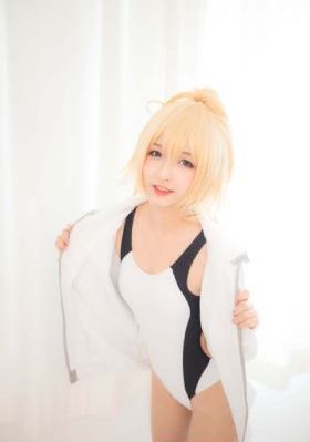 吕凉版《济公》_BDHD在线观看